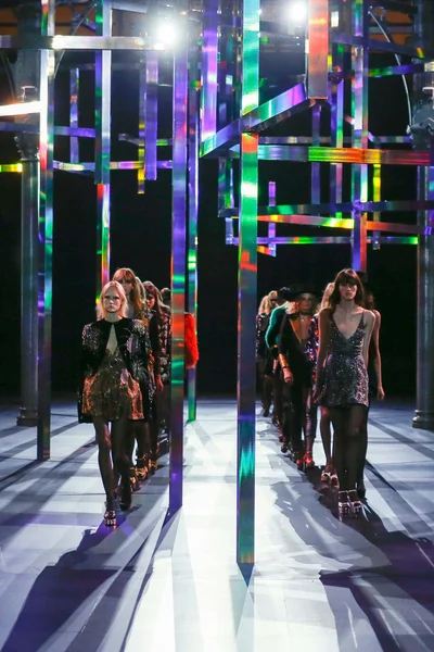 Look 56